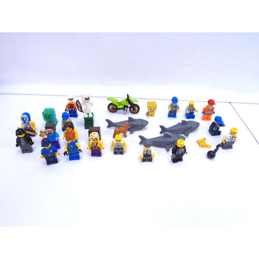 Large Lot Of Lego sets City Minecraft Figures Creator sets + more see pics - Picture 4 of 12